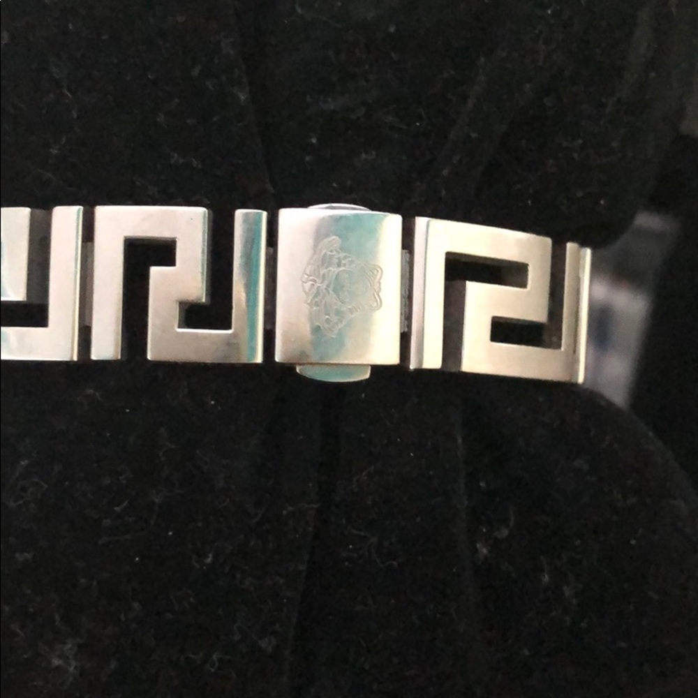Versace Watch - Picture 4 of 6